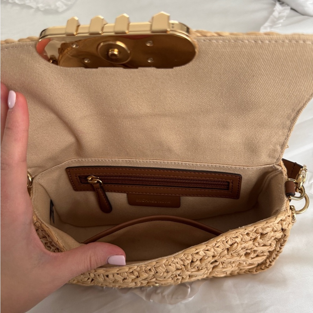 Michael Kors Parker Shoulder Bag NWOT - Picture 3 of 7